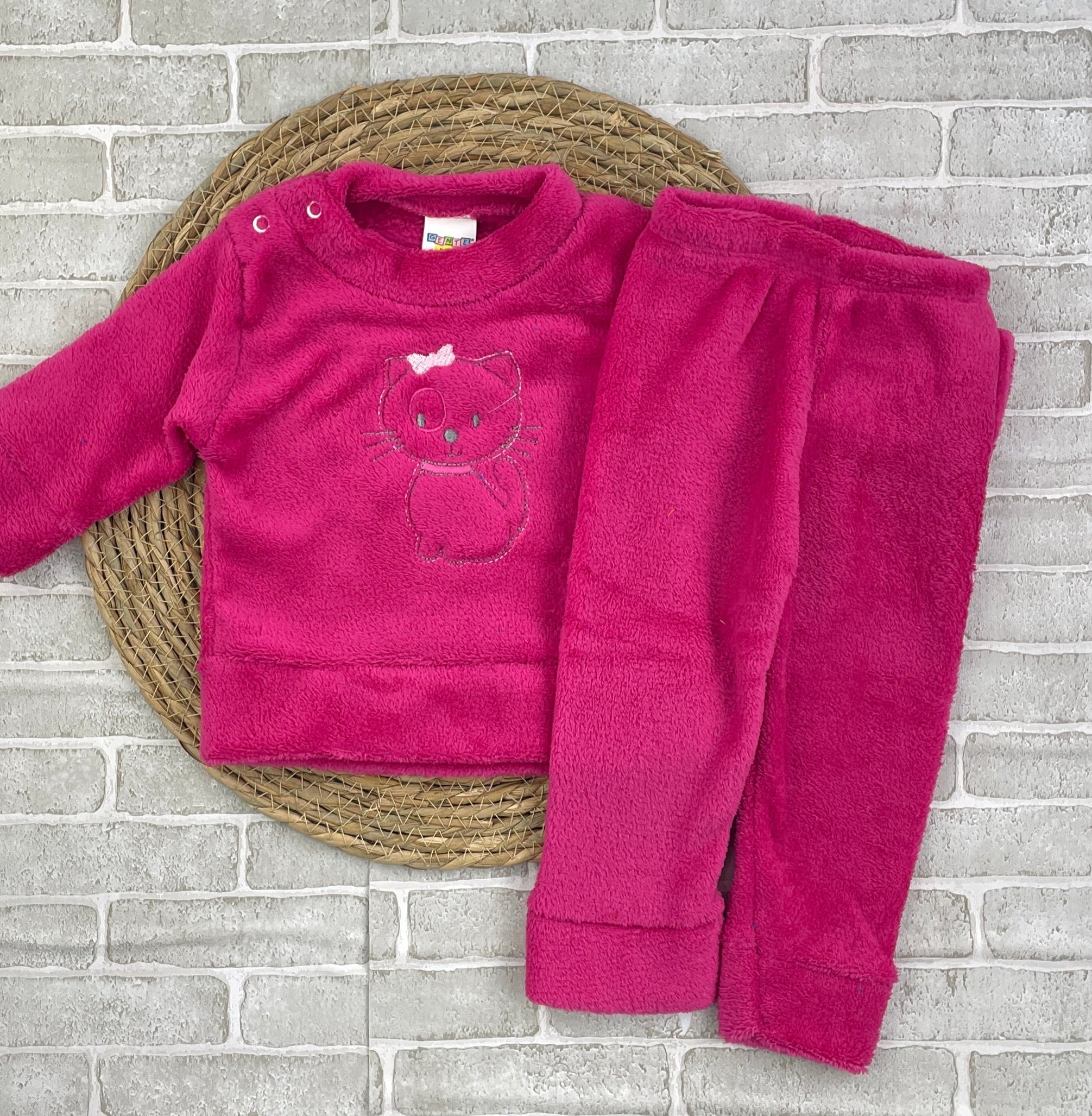 Conjunto Soft Bordado Gatinha Pink