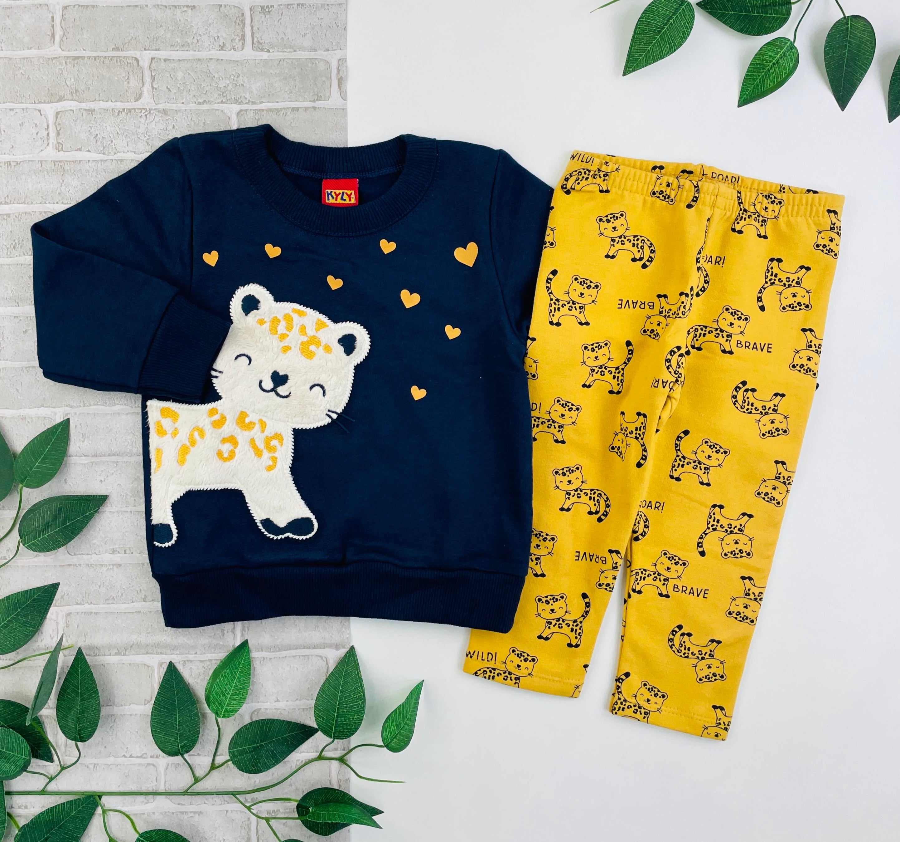Conjunto Feminino Kyly Onçinha