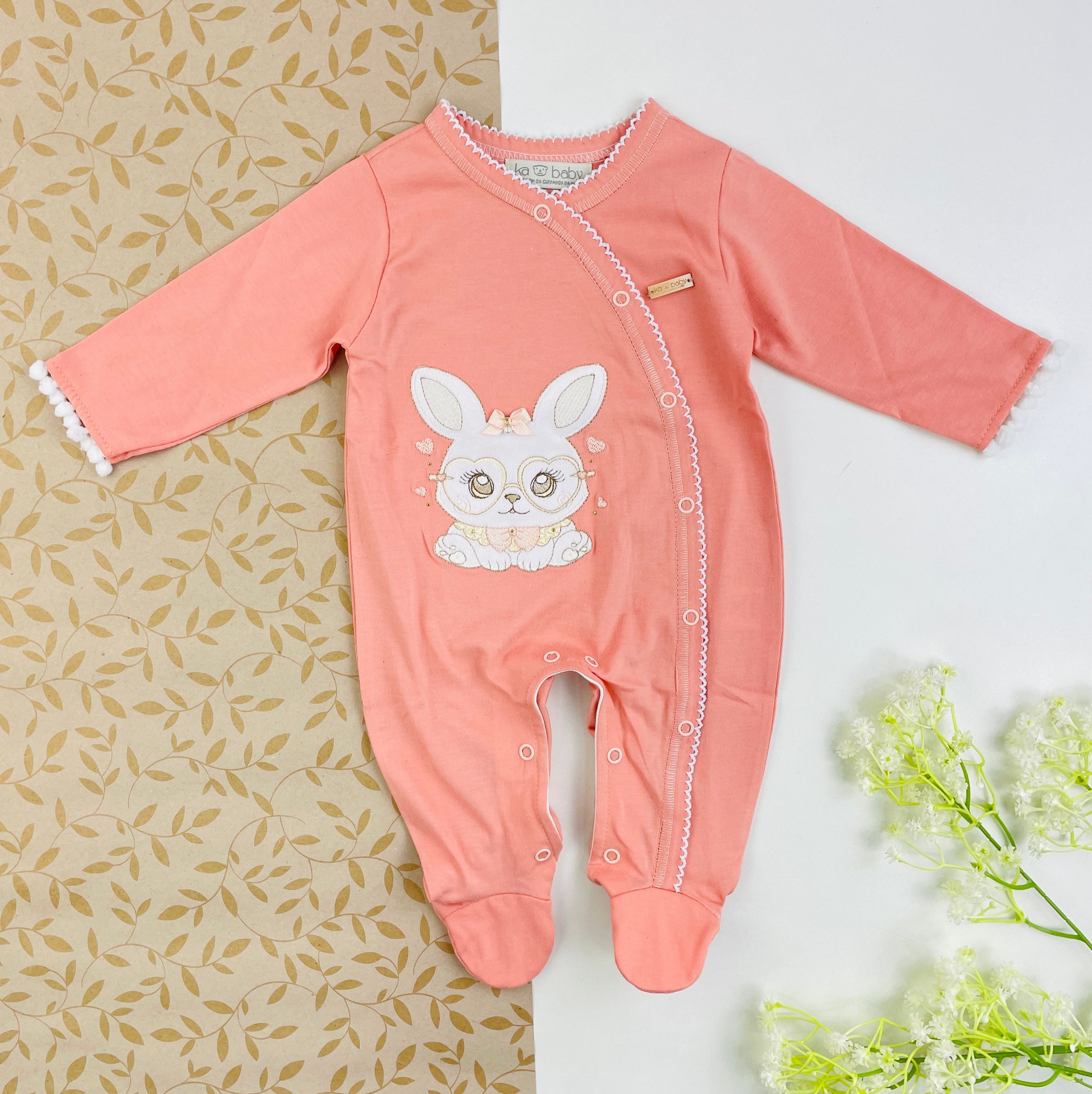 Macacão Manga Longa Feminino Bichinhos Bordados