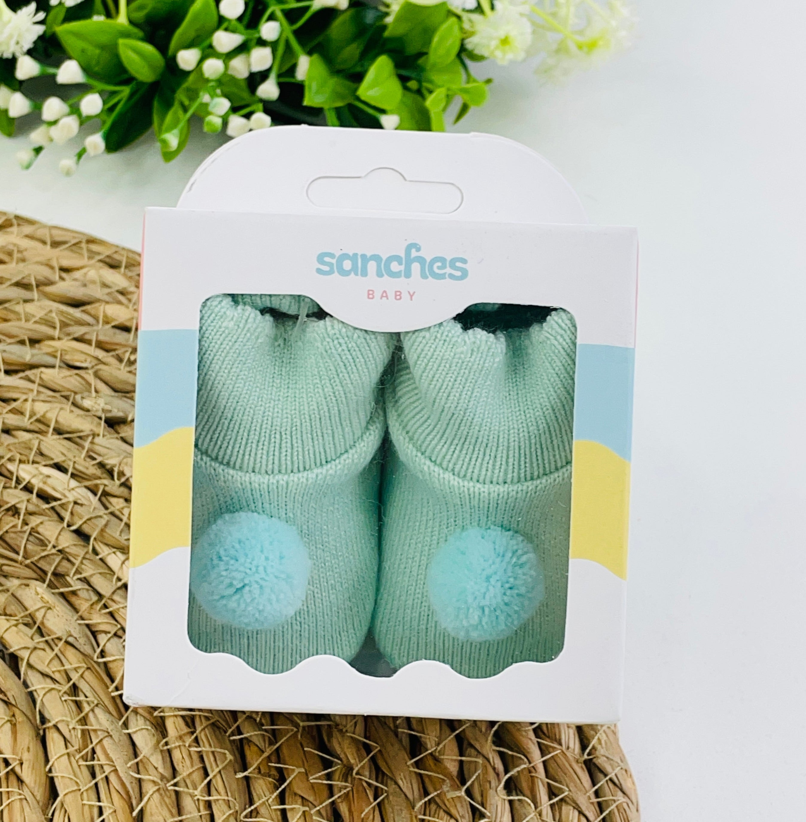 Sapatinho Pompom Sanches Baby De Tricot Liso Rn