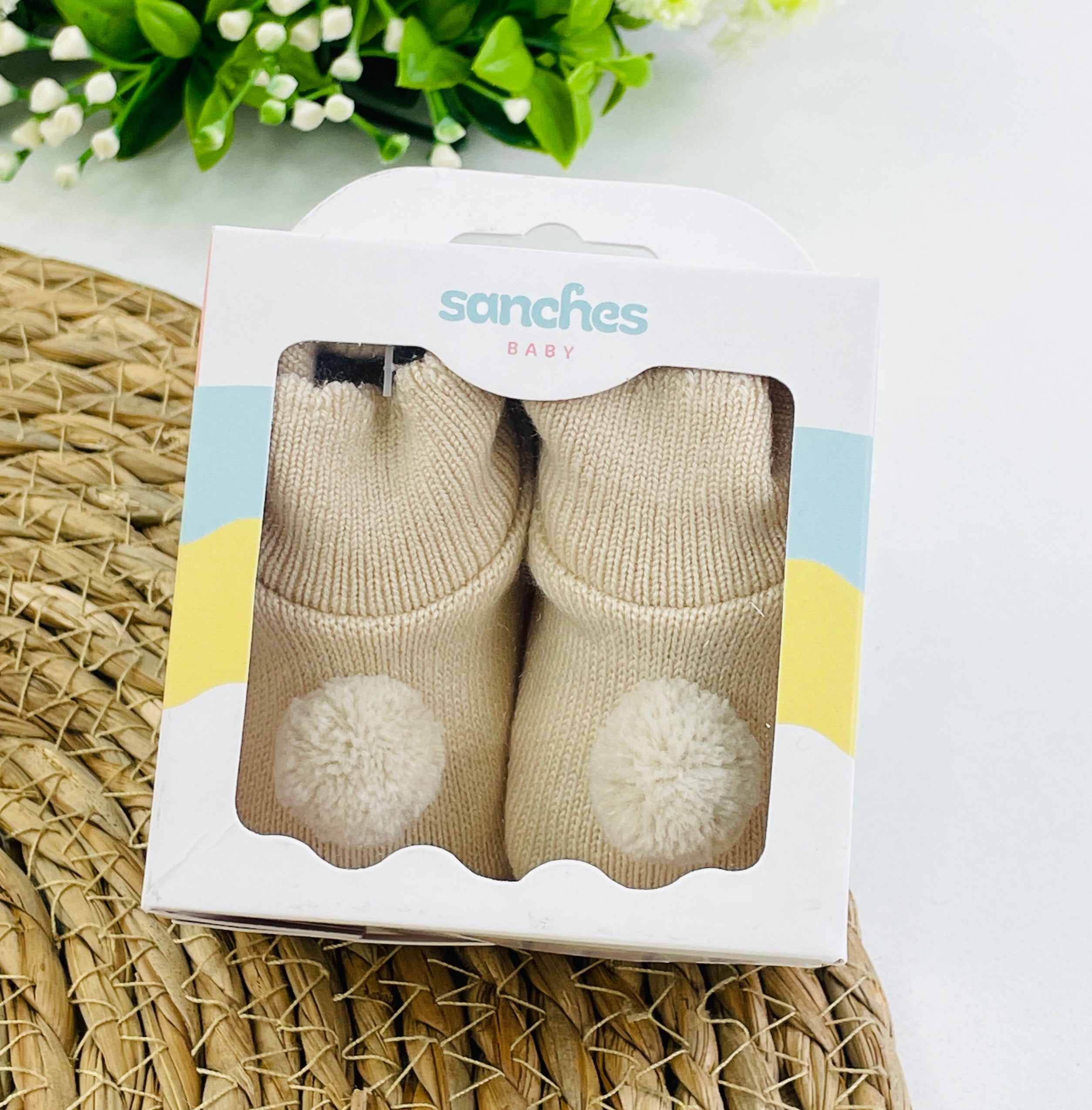 Sapatinho Pompom Sanches Baby De Tricot Liso Rn