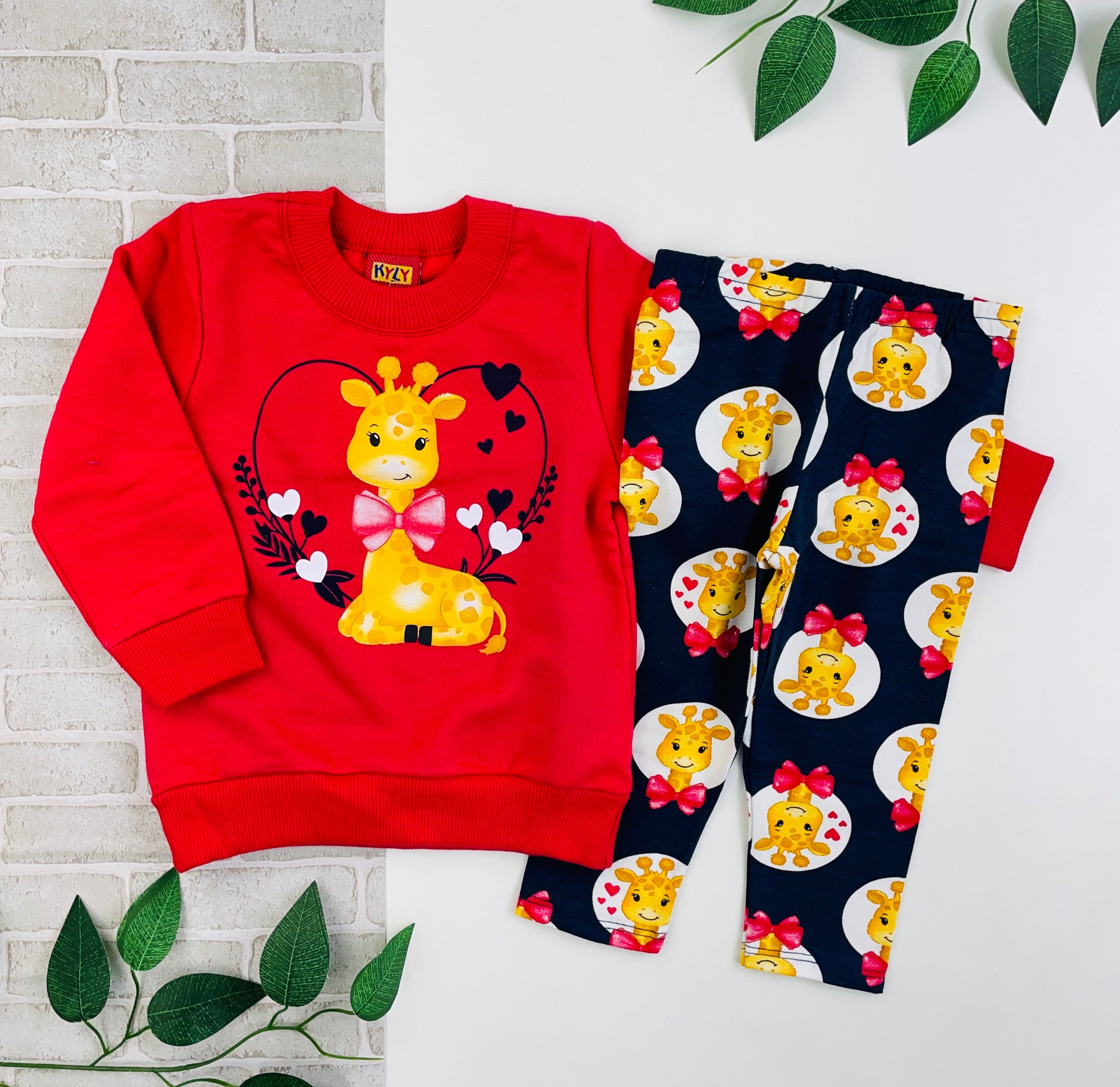 Conjunto Feminina Kyly Girafinha Coração
