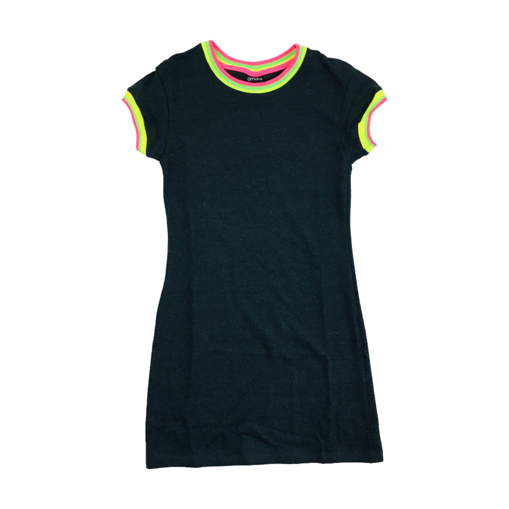 Vestido Liso Com Detalhes Florecente