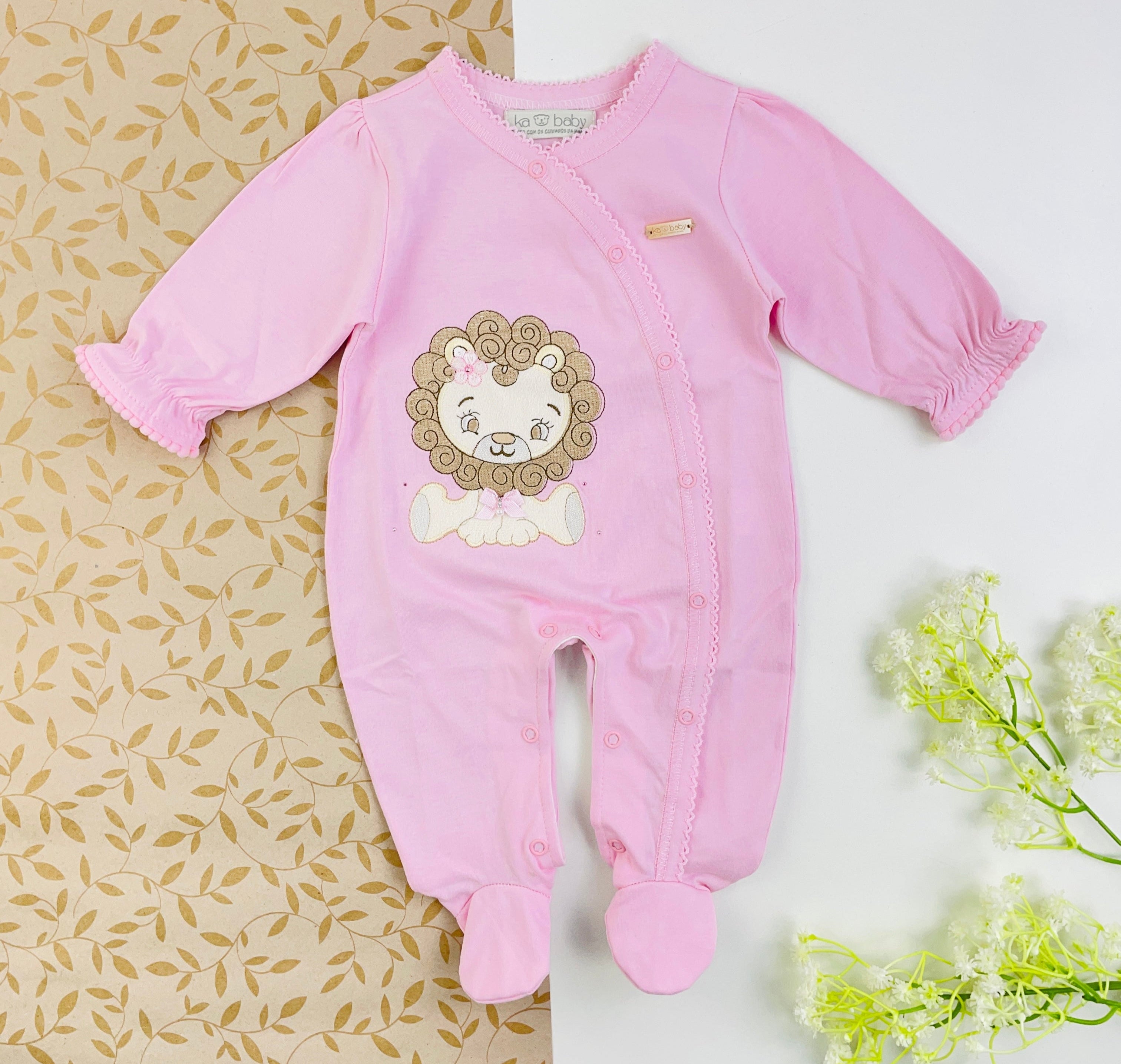 Macacão Manga Longa Feminino Bichinhos Bordados