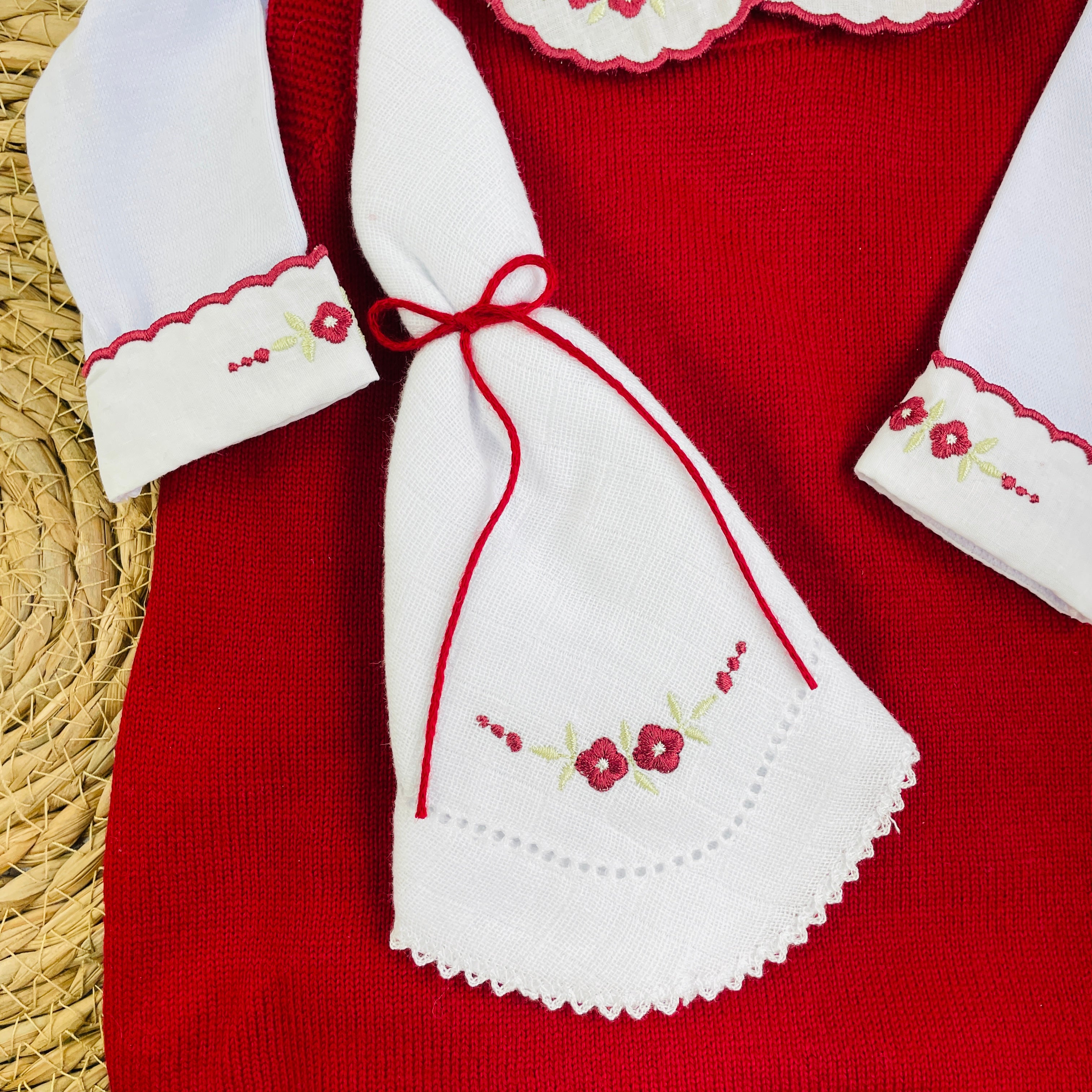 Conjunto Sanches Baby Bordado Em Tricot 3 Peças