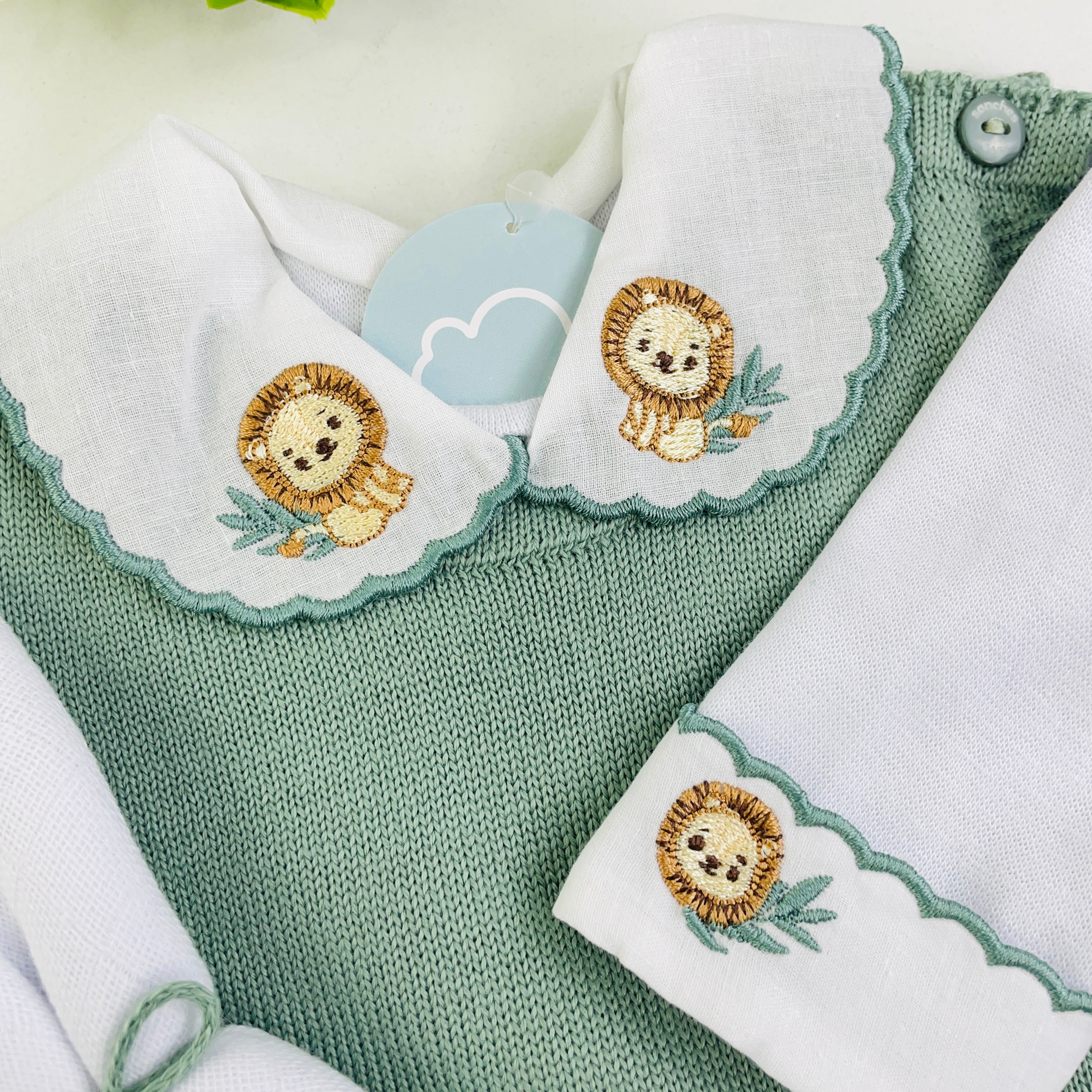 Conjunto Sanches Baby Bordado Em Tricot 3 Peças