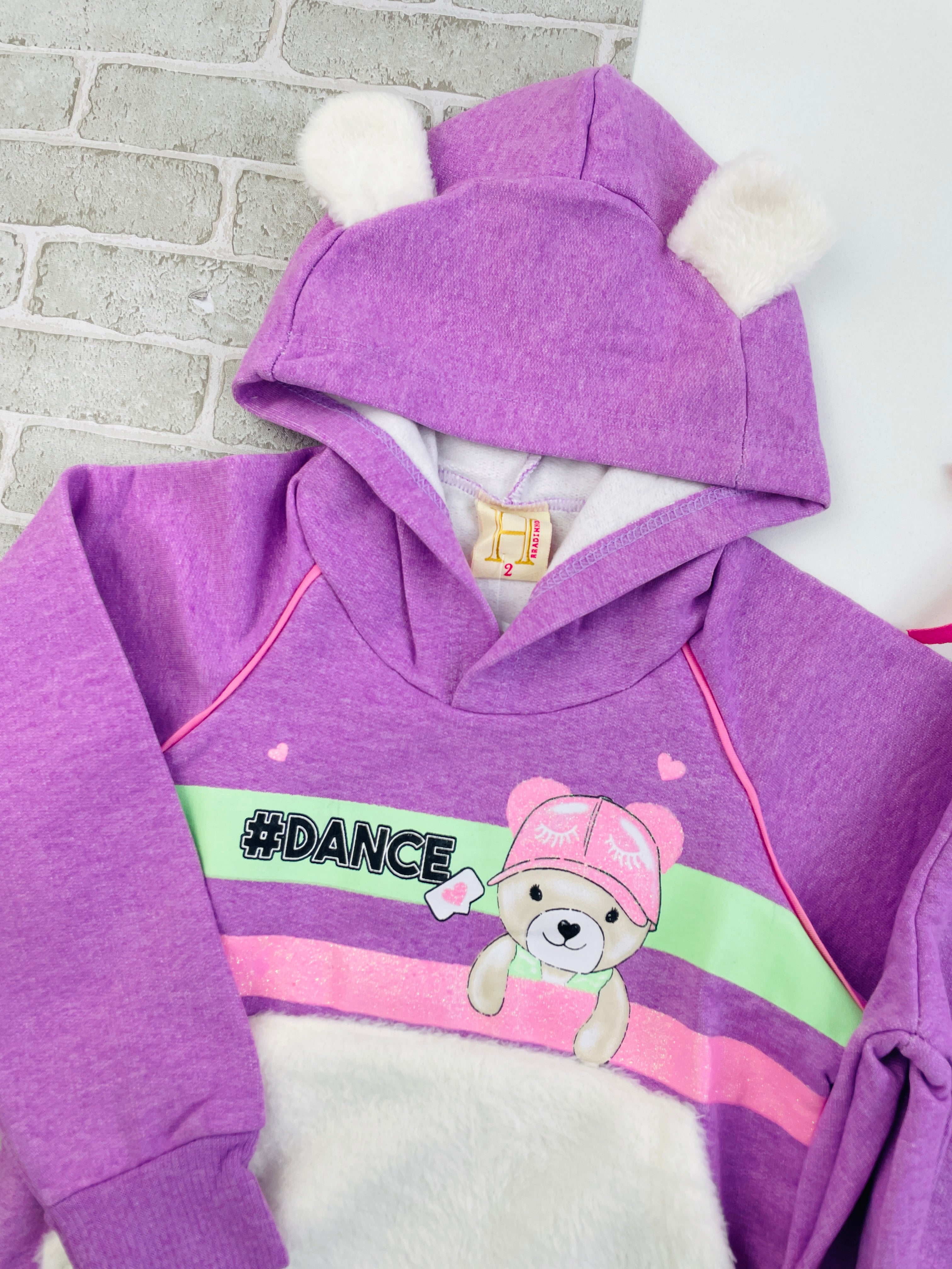 Conjunto Fem Hrradinhos Dance com Capuz